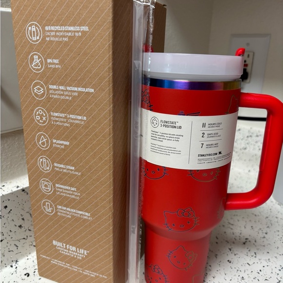 Stanley Red Hello Kitty Quencher H2.0 Tumbler - Picture 7 of 7